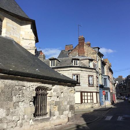 Appartement Medicis Avec Garage Honfleur Dış mekan fotoğraf